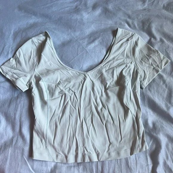 Lululemon Top - Picture 1 of 3